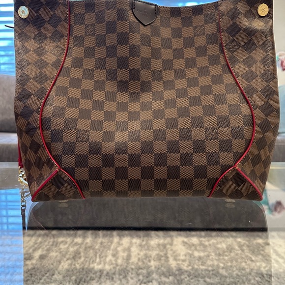 NEW LOUIS VUITTON CAISSA HOBO Cherry Interior & Trim. - Picture 1 of 11